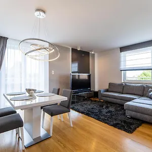 apart111-apartamenty-platinum.kolobrzeghotels.com/